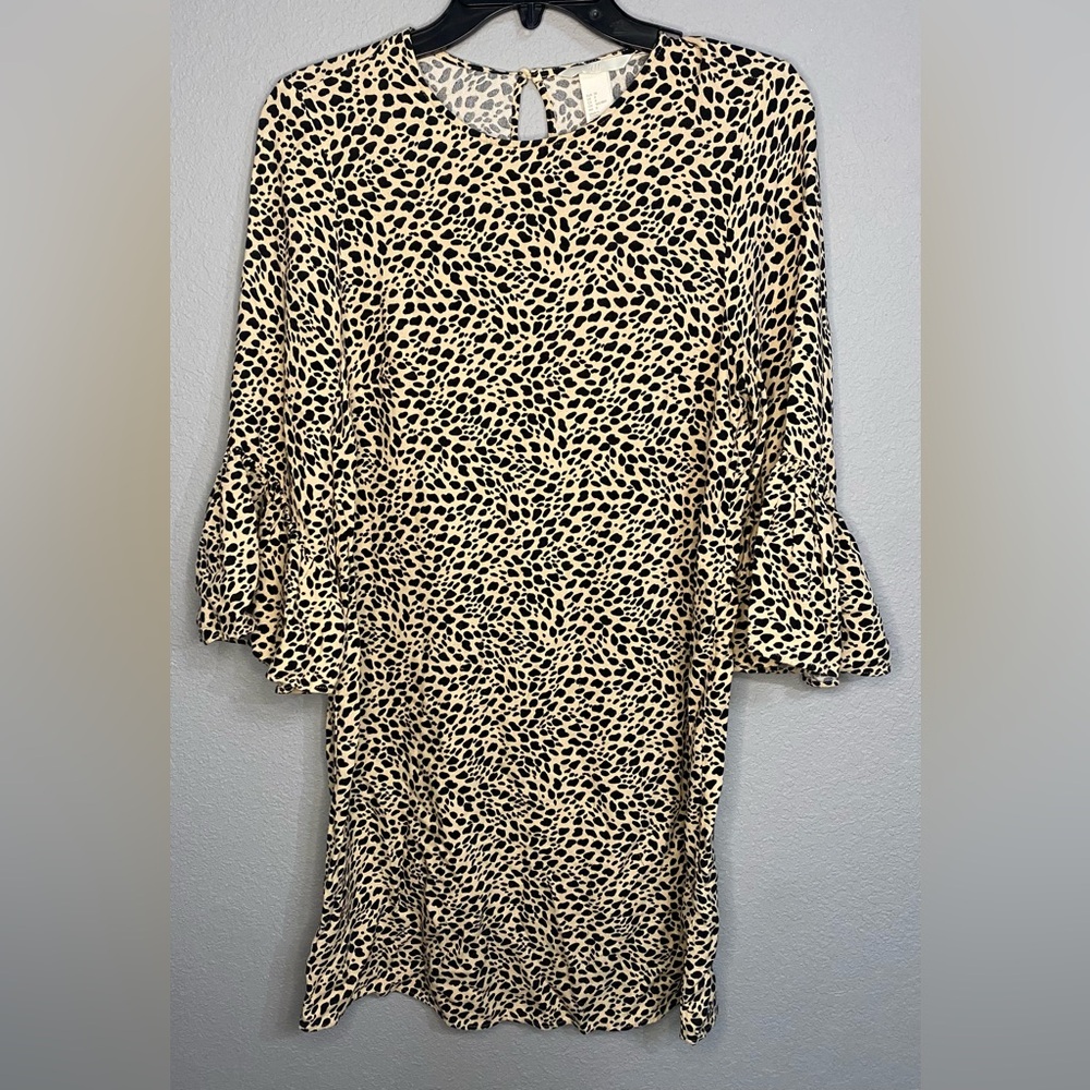 H&M : Leopard Shift Dress